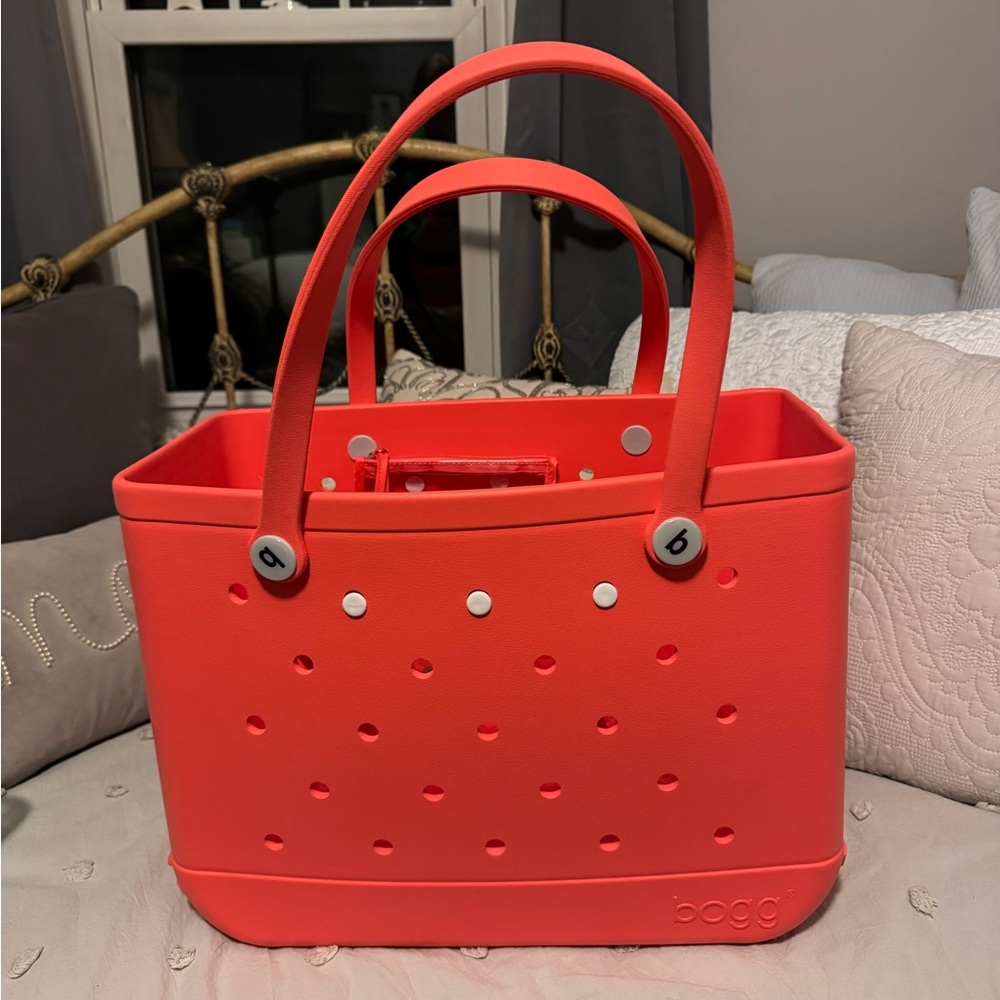 Large Bogg Bag Tote with Pouches - pink